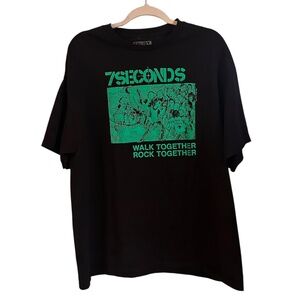 Black and Green 7 Seconds Band T-Shirt XL